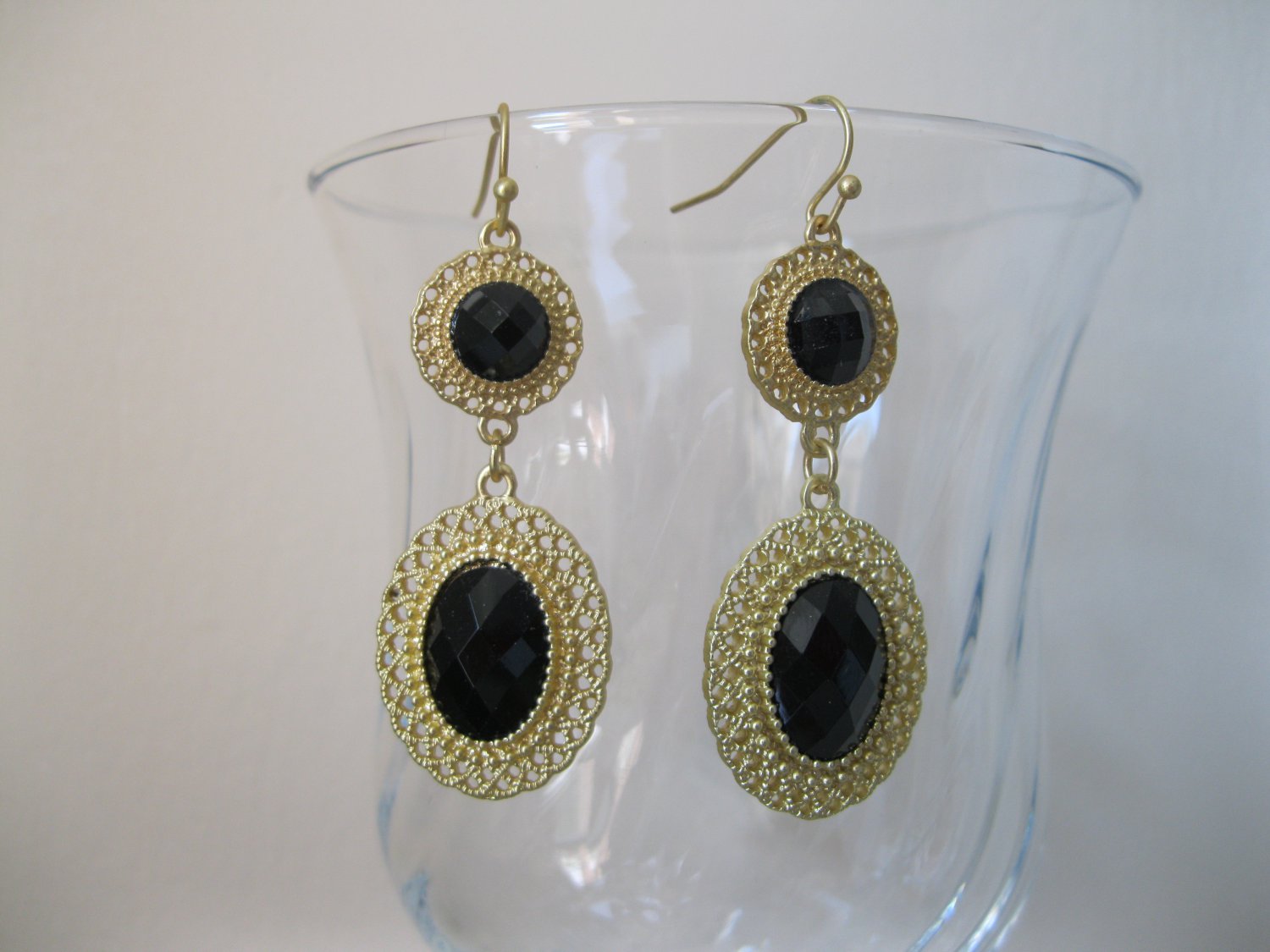 SALE: black and gold drop trendy fashion earrings {2391E}