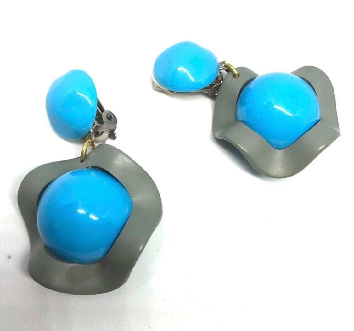 Blue and grey clip on earrings- vintage boutique jewelry