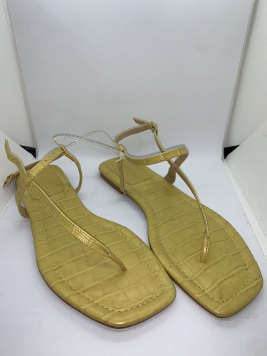 Carvela Thongs Yellow Croc 40.5 (10)