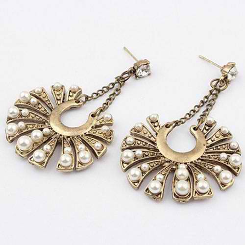 Elegant Vintage Pearl Ear Studs Earrings