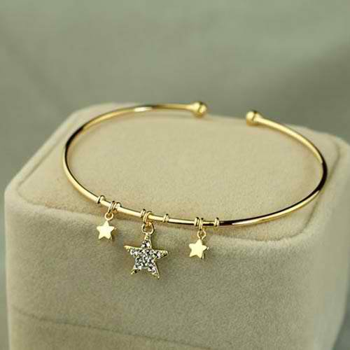 Pretty Elegant Open Bracelet with Stars Pendant-Random Color