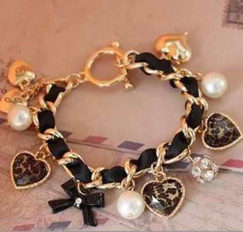Stylish Vintage Peachy Leopard Rhinestone Pearl Bracelet