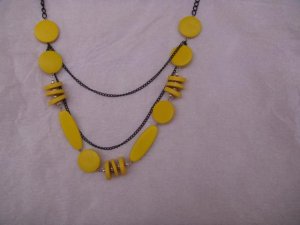 yellow wood beautiful necklace type 2