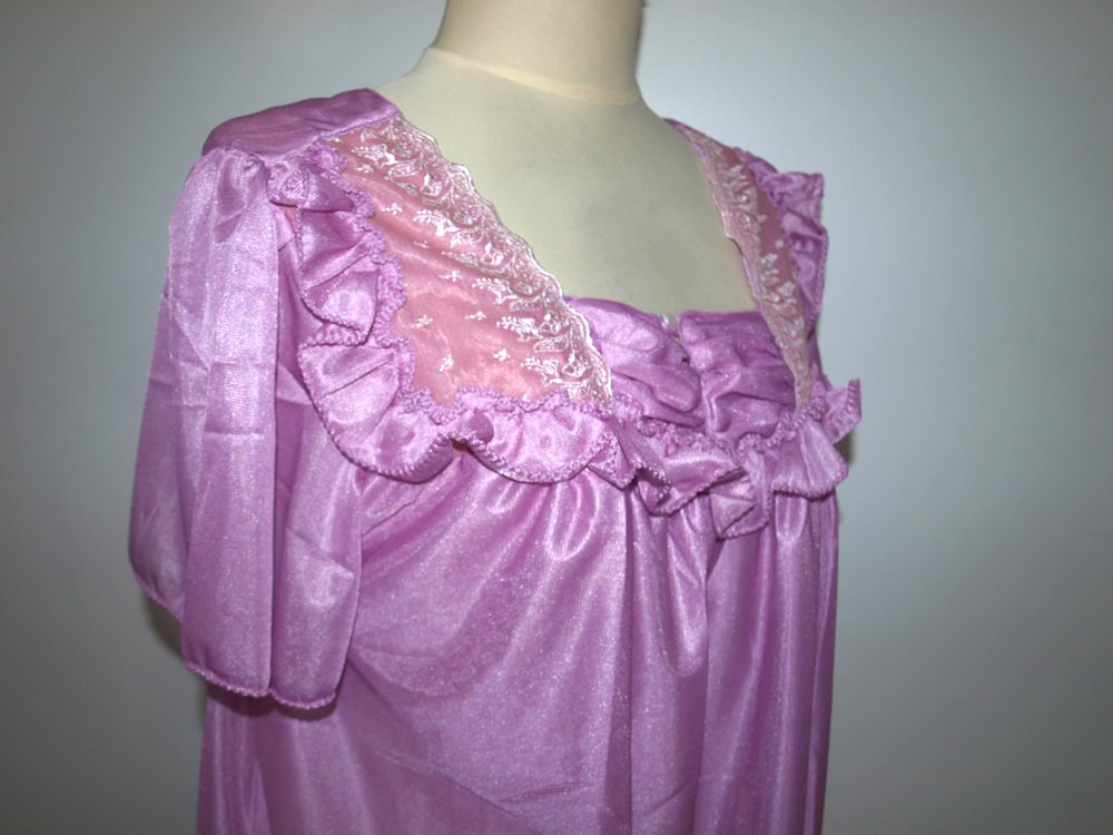 VINTAGE SHEER NYLON SLEEP WEAR, LACE DETAIL PURPLE COLOR,WOMENS NIGHTGOWN.