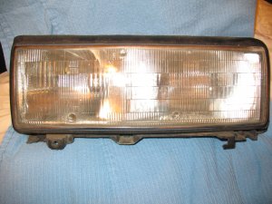 91 - 93  Cadillac  Deville  Left Headlight