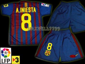 11-12 BARCELONA HOME A.INIESTA 8 LFP+TV3 PATCH KITS KIDS SHORTS JERSEY # S