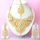 Indian Bridal Saree Jewelry Set Clear color Stones NP-225