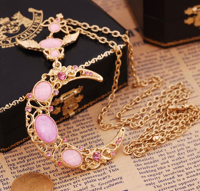 Beautiful moon necklace BZ303
