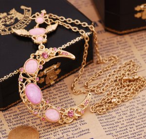 Beautiful moon necklace BZ303