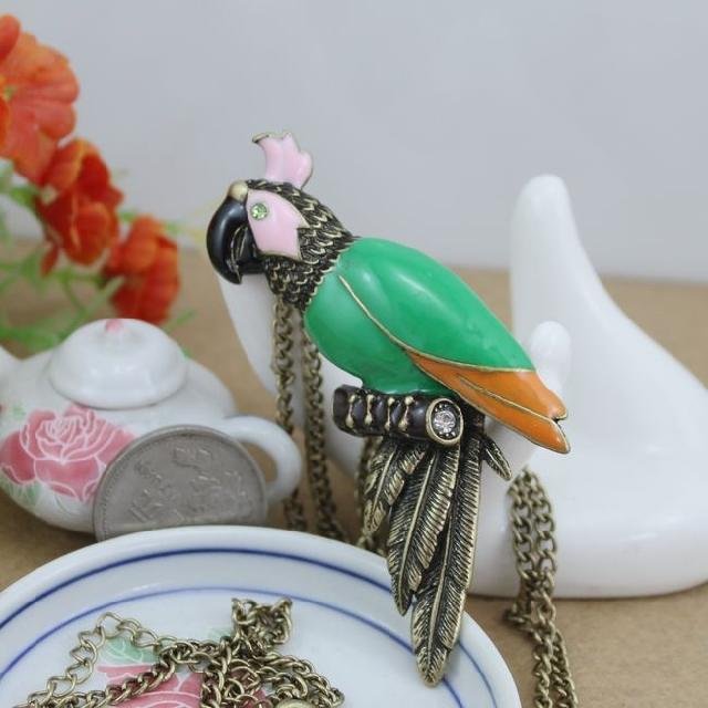 Parrot Necklace