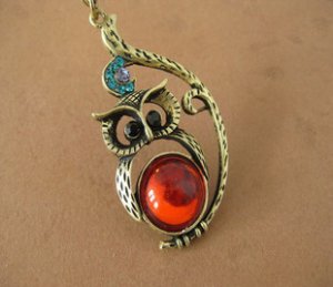 Owl necklace BZ175