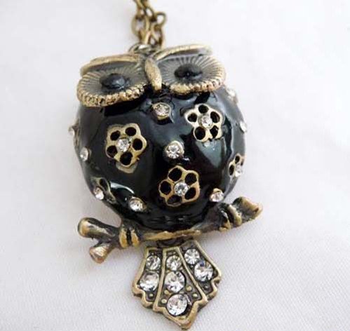 Fat belly owl necklace, Black