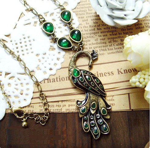 Beautiful peacock necklace BZ92