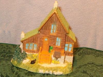 AH133 TRAPPER 'BIG MIKE'S' CABIN-Liberty Falls Collection