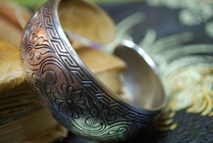 Tibetan Silver Flower Bangle