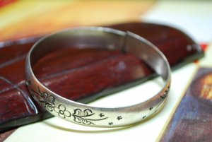 Tibetan Silver Flower Bangle