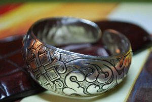 Tibetan Silver Good Luck TotemBangle