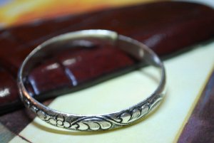 Tibetan Silver Lotus Flower Bangle