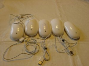 LOT OF 5 DEFECTIVE WIRED APPLE MOUSE A1152 PLEASE READ BELOW