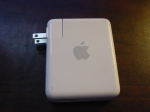 GENUINE APPLE AIRPORT EXPRESS A1088 PLEASE READ BELOW