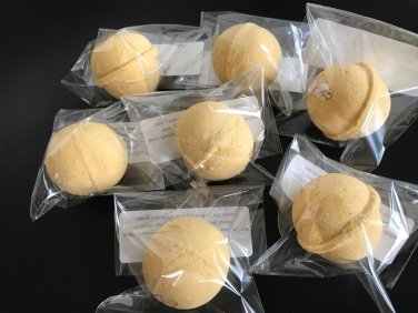 Bath Bomb 1.1 ozs Custom Scents total 7 pcs