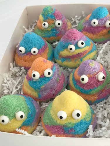 Emoji Poop Rainbow Bath Bomb Gift Box
