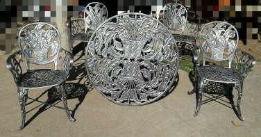 outdoor dining set