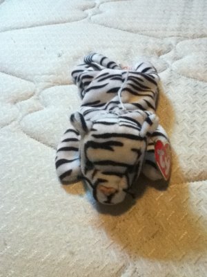 TY Beanie Baby Blizzard