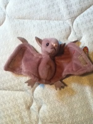 TY Beanie Baby Batty