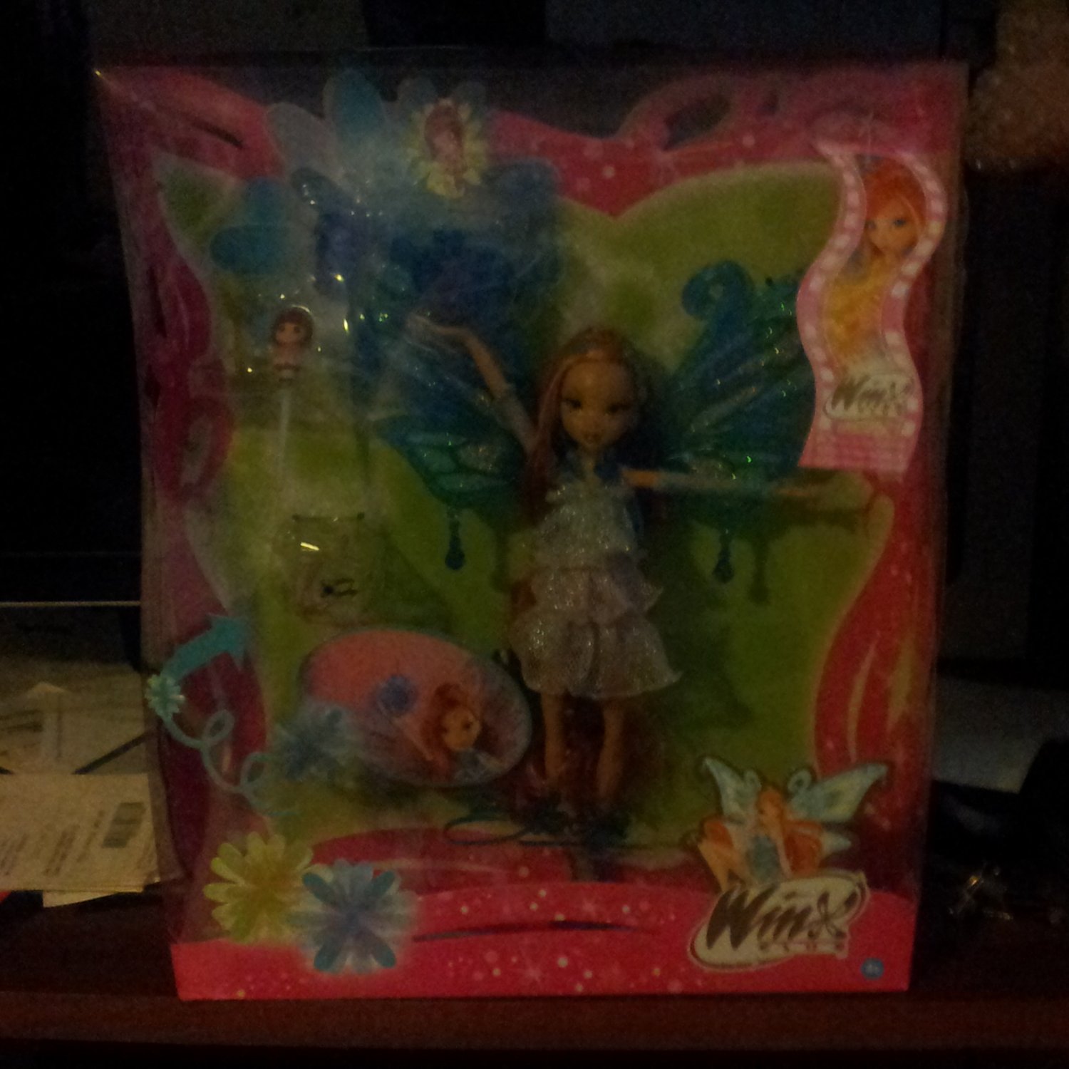 Winx Club Pixie Flight Bloom Fairy Doll