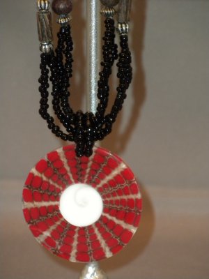 TIGER RED SHELL NECKLACE