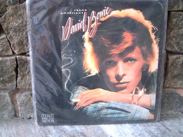 DAVID BOWIE Young Americans LP 1975 GLAM ROCK**