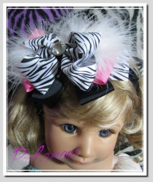 F205d zebra feather 6inch boutique bow