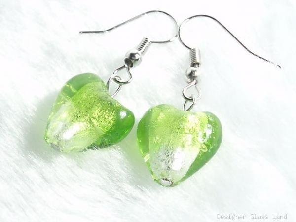 ER043 Lampwork Glass Bi Colors Green Heart Dangle Earrings