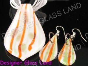 PE048 LAMPWORK GLASS WHITE LEAF PENDANT EARRING SET
