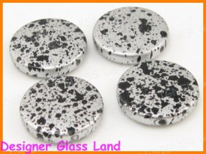 GQ022 20PCS 21MM SILVER GREY BLACK DOT FLAT ROUND BEADS