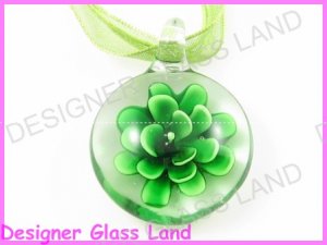 P786F LAMPWORK GLASS 3D GREEN FLOWER PENDANT NECKLACE