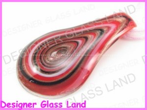 P921F LAMPWORK GLASS RED SWIRL LEAF PENDANT NECKLACE