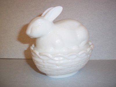 Mosser Glass Milk White Easter Bunny Rabbit On Nest Basket Candy Dish Box