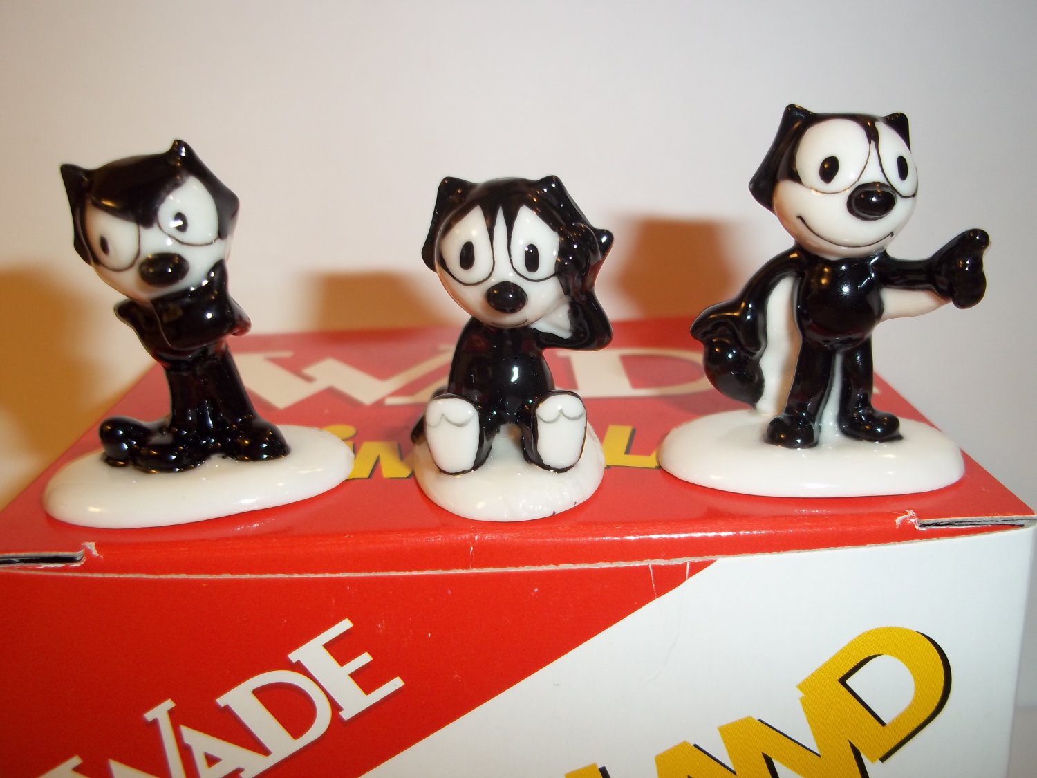 SET OF SIX FELIX THE CAT WADE WHIMSIES COLLECTOR'S CLUB MINIATURES 2011