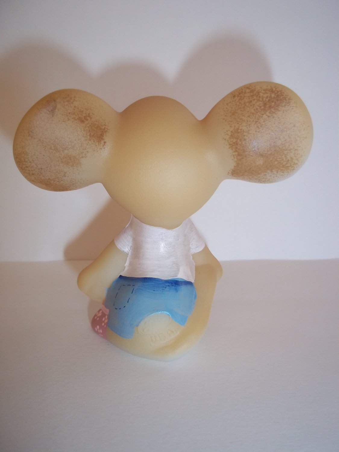fenton mouse figurine