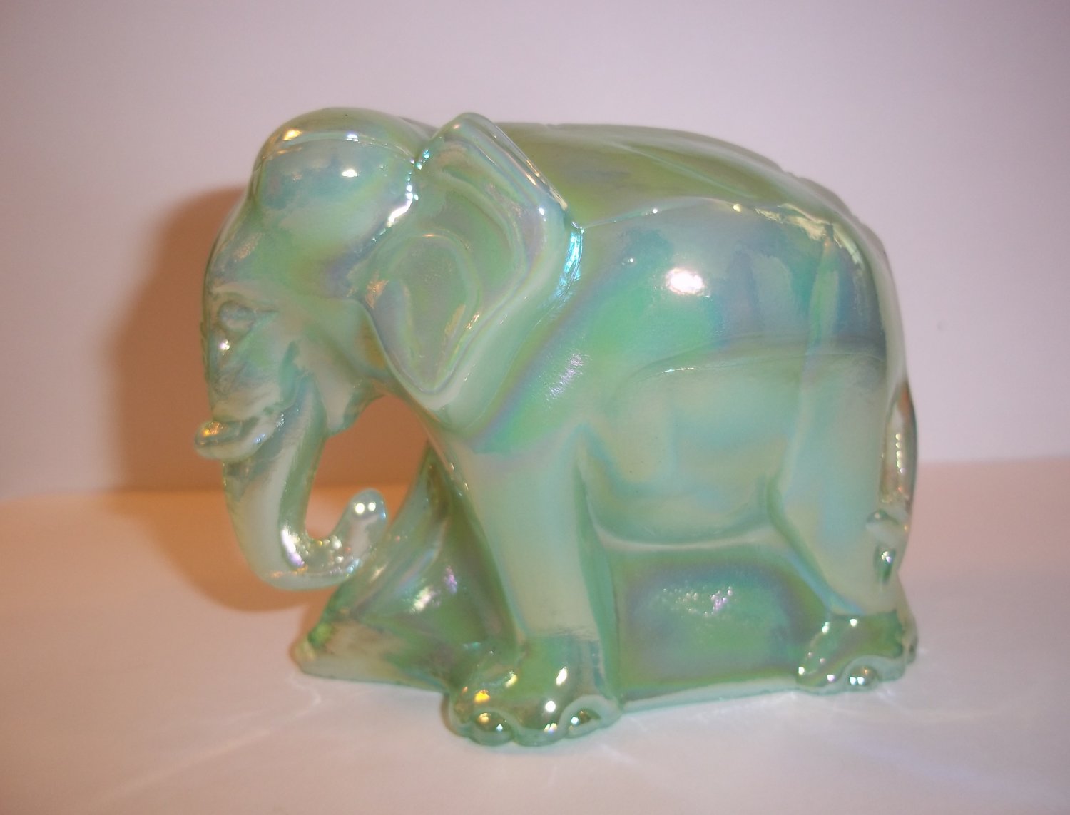 fenton elephant figurine