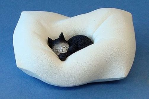 Cat Sleeping on Pillow Statue Sculpture Artist Albert Dubout France Chat Kitten