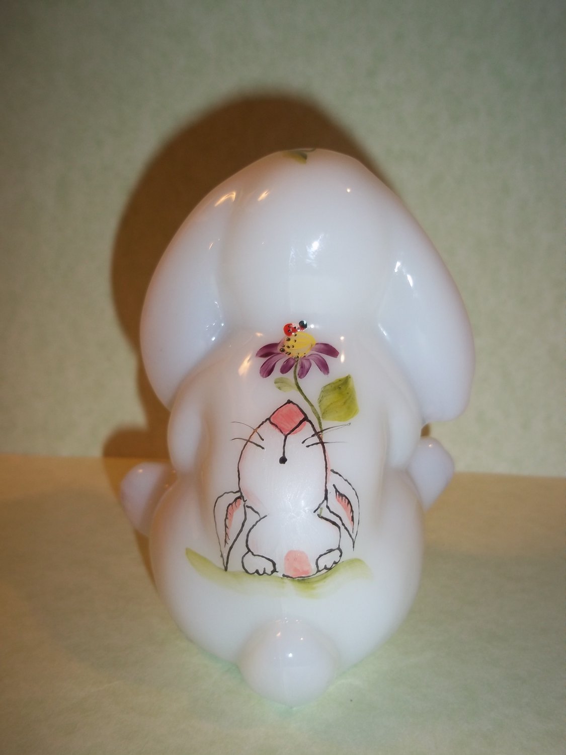 fenton glass bunny figurine