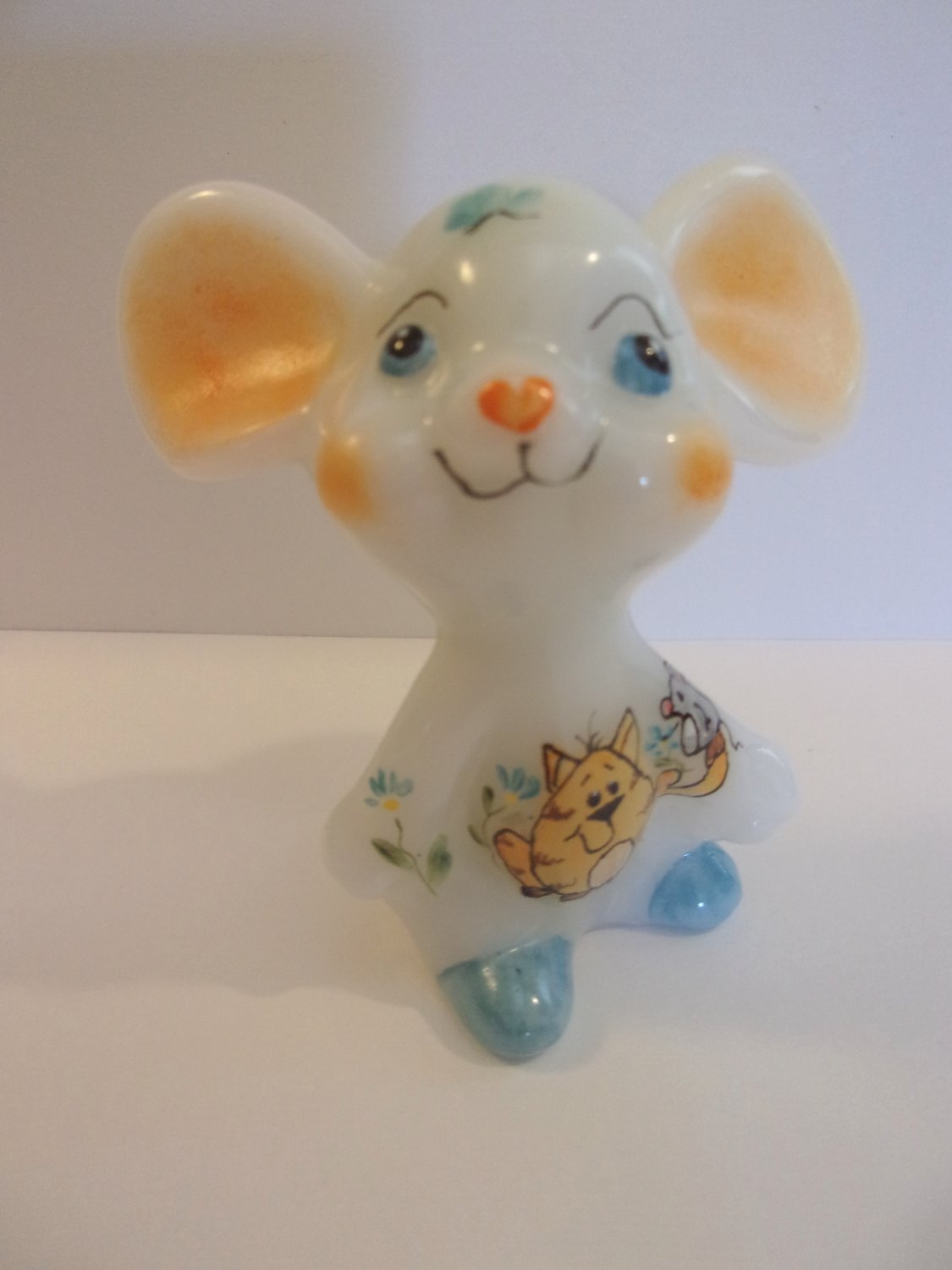 fenton mouse figurine
