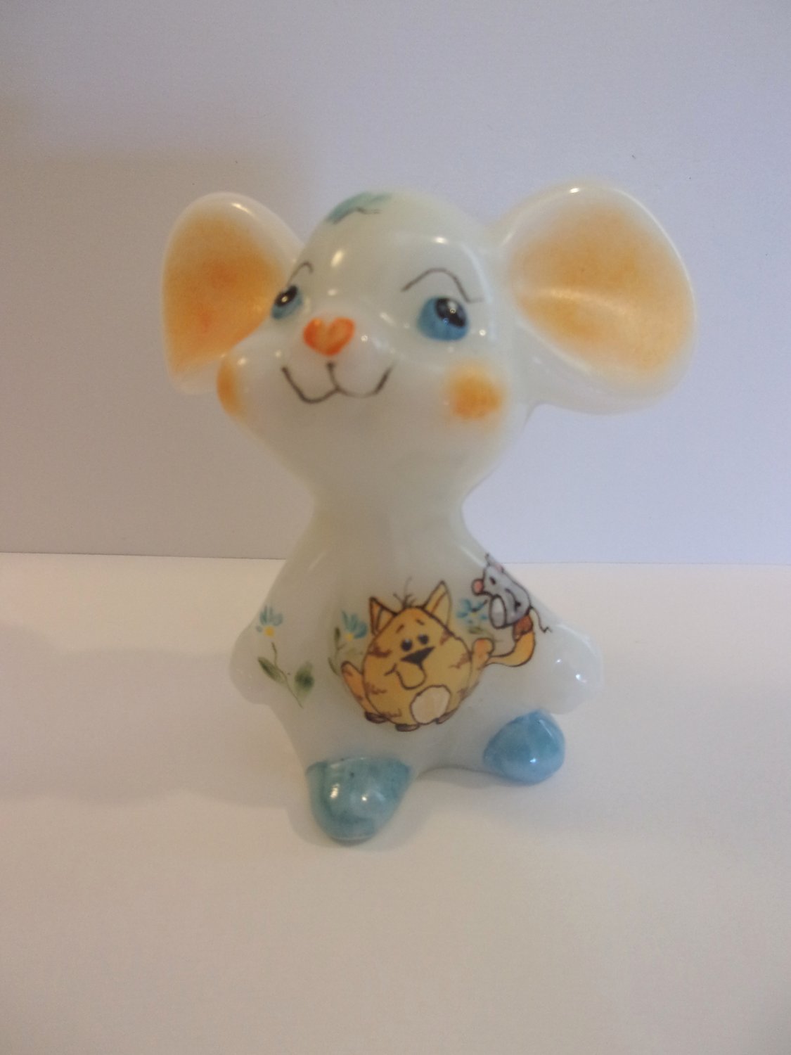 fenton mouse figurine