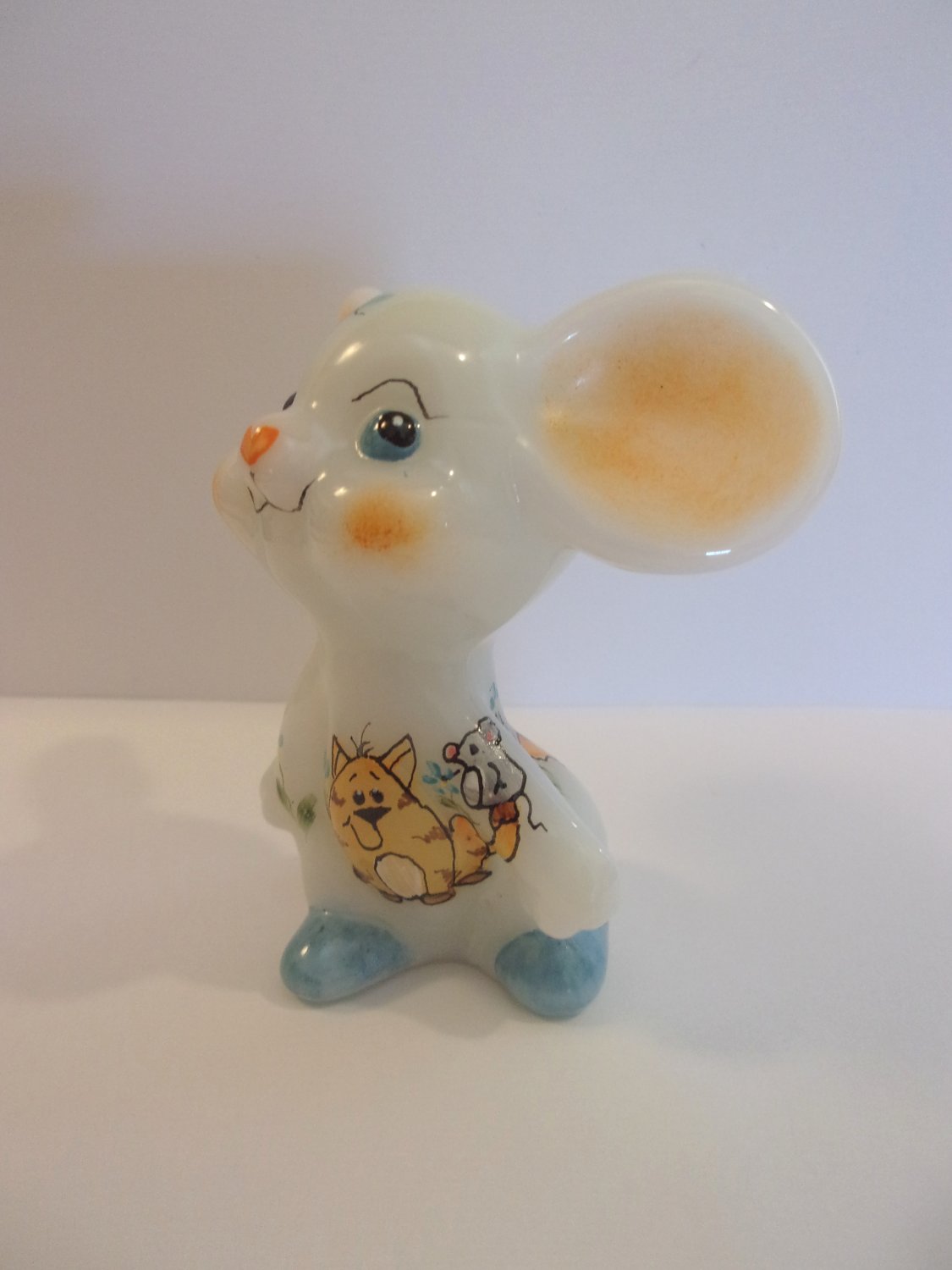 fenton mouse figurine