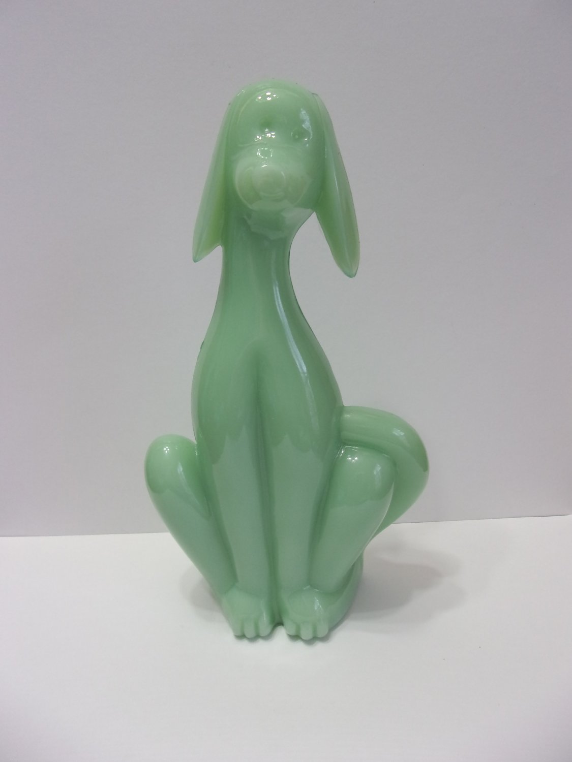 Viking Mold Epic Line Jadeite Jade Green Glass Sitting Dog Figurine Mosser Made USA