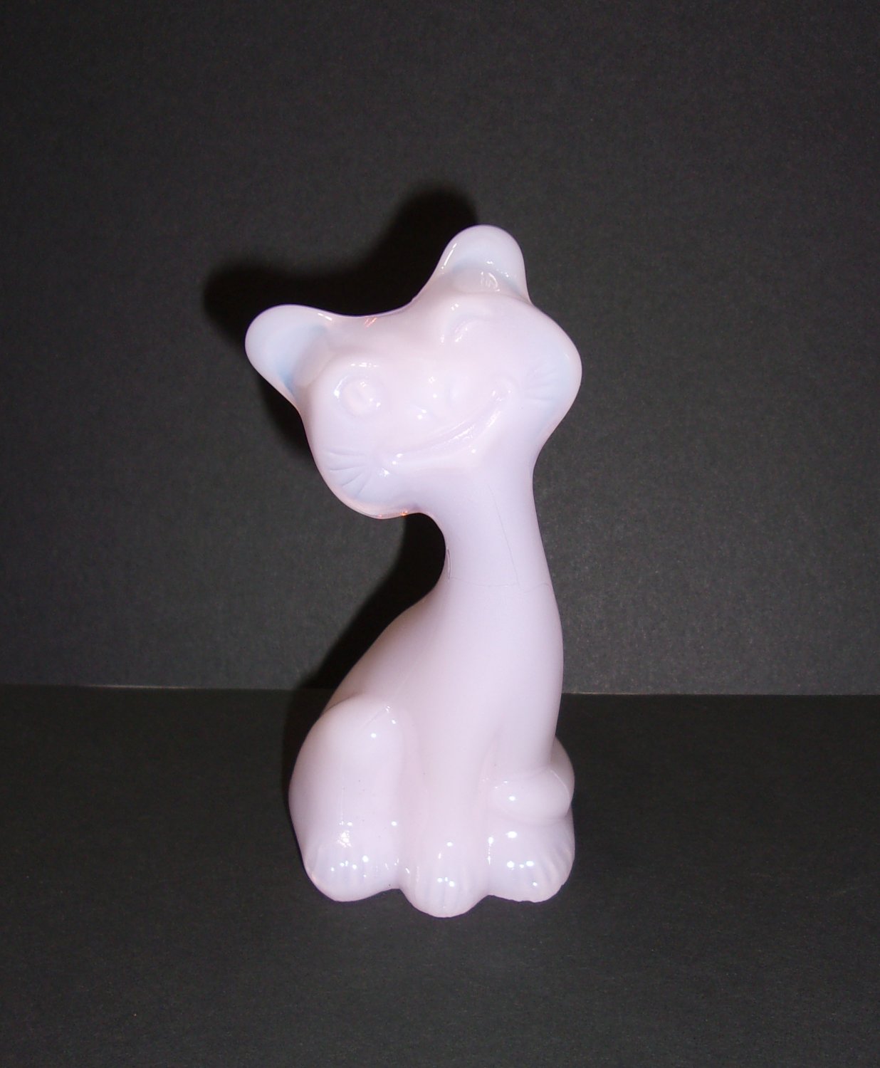 Fenton Glass Crown Tuscan Pink 4" Happy Kitty Cat FAGCA Exclusive 2022
