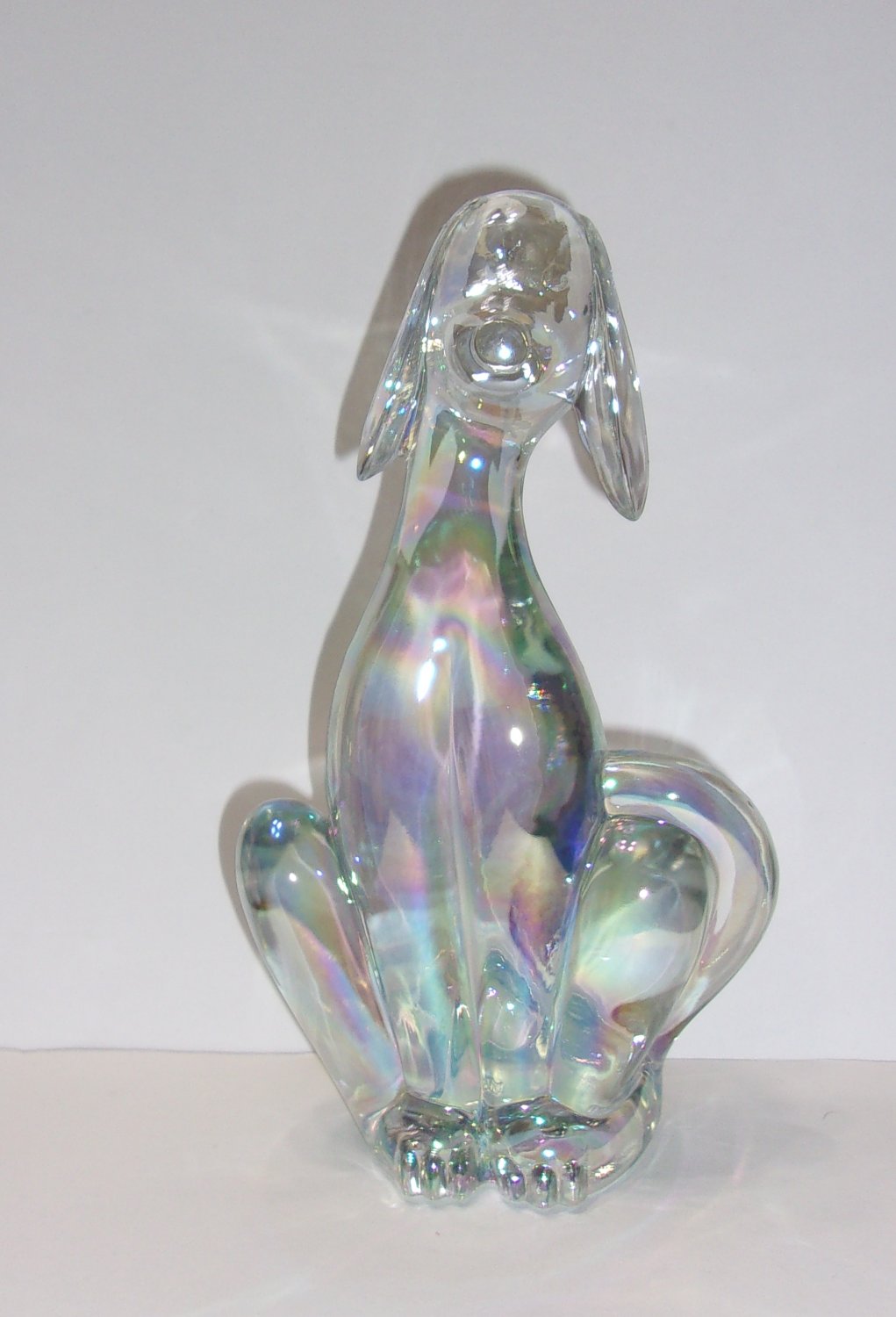 Viking Mold Epic Line Crystal Carnival Glass Sitting Dog Figurine Mosser USA